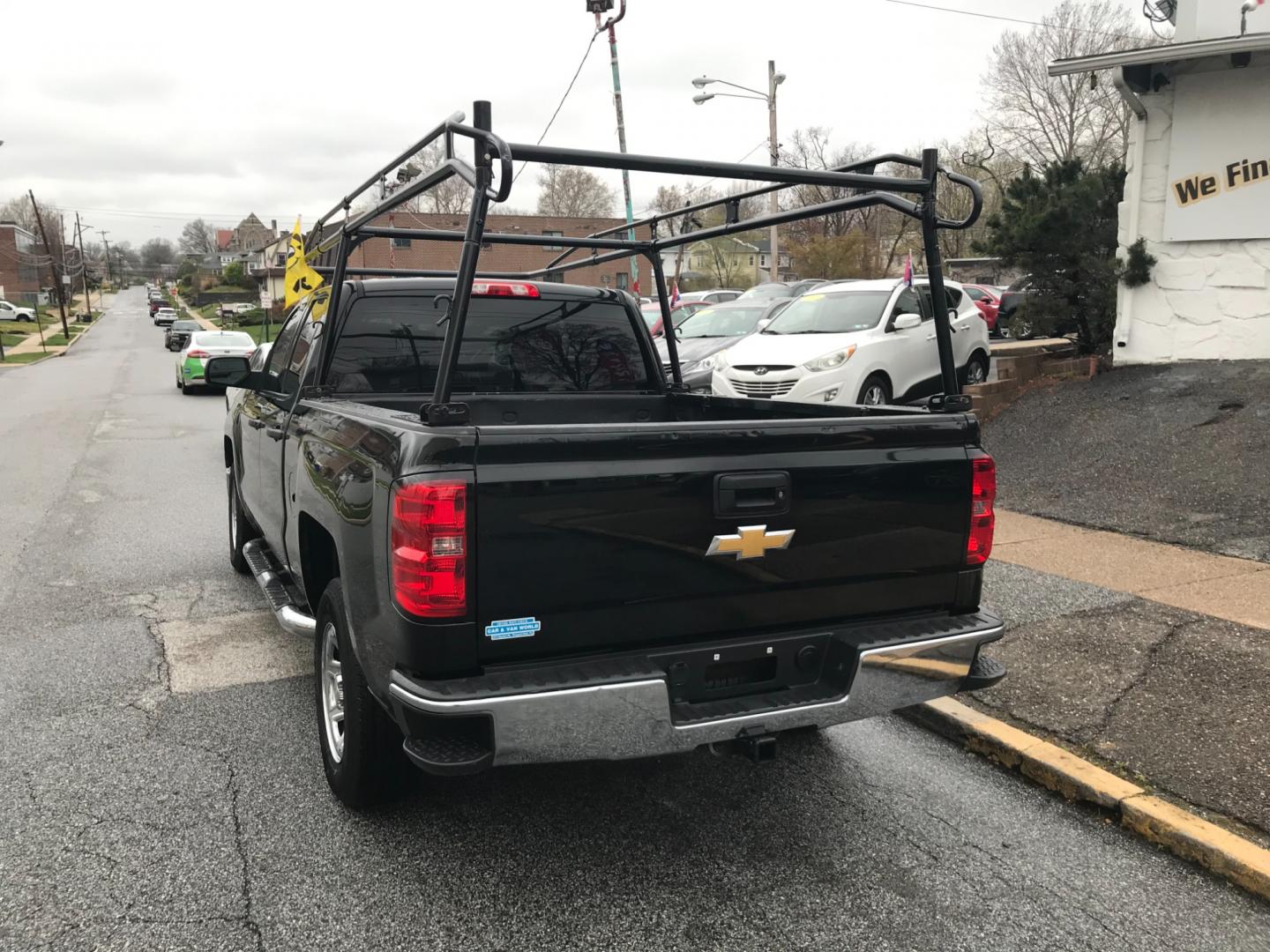 2014 Black /Black Chevrolet Silverado 1500 1500 Double Cab (1GCRCPEH9EZ) with an 4.3 V6 engine, Automatic transmission, located at 577 Chester Pike, Prospect Park, PA, 19076, (610) 237-1015, 39.886154, -75.302338 - Photo#5